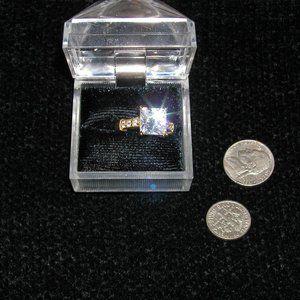 Ring 14K Zirconoa CZR9 101G